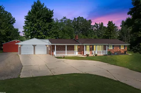 74201 Mcfadden, Armada, MI 48005