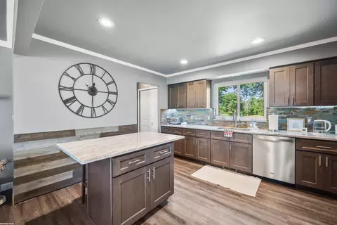 74201 Mcfadden, Armada, MI 48005 photo 4