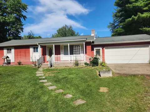 Exterior - 4572 N Elevator, Pinconning, MI 48650 photo 2 of 5