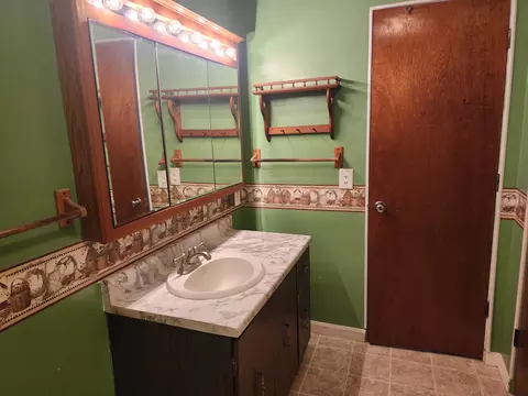 Bath - 4572 N Elevator, Pinconning, MI 48650 photo 1 of 3