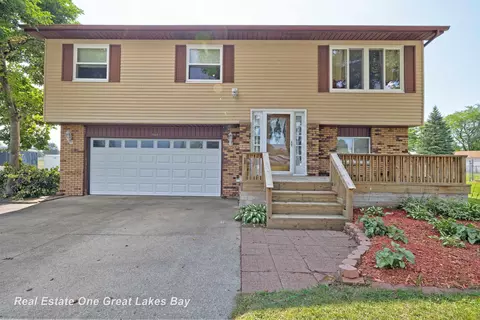 5605 Noreen, Bay City, MI 48706