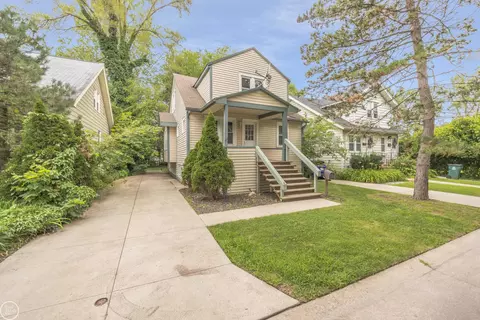 125 Hilldale, Royal Oak, MI 48067