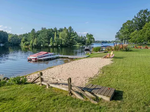 4640 Queens, Gladwin, MI 48624 photo 4