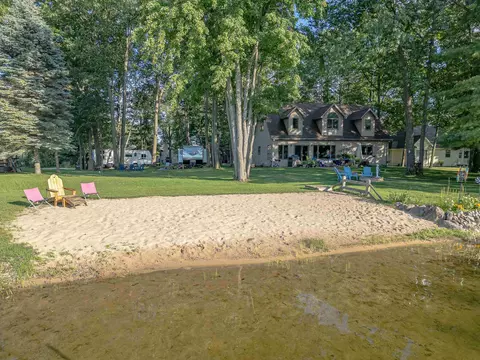 4640 Queens, Gladwin, MI 48624 photo 6