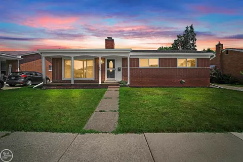 23137 Middlesex, Saint Clair Shores, MI 48080