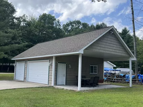 2682 W River Dr, Gladwin, MI 48624 photo 3