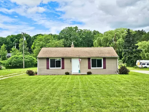 195 N Maple Leaf, Lapeer, MI 48446