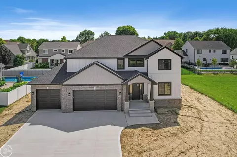 39054 Casimira, Sterling Heights, MI 48313