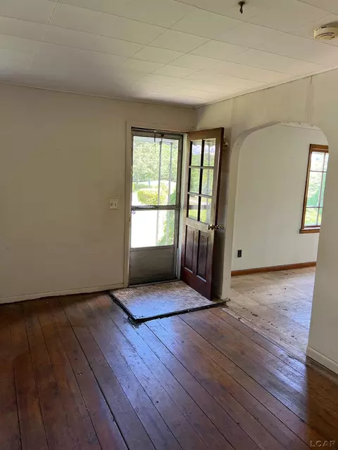 2525 E Vly, Adrian, MI 49221 photo 5
