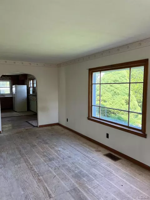 2525 E Vly, Adrian, MI 49221 photo 4