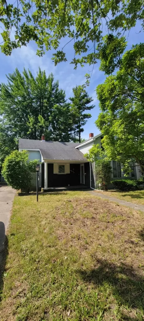 3071 State, Saginaw, MI 48602