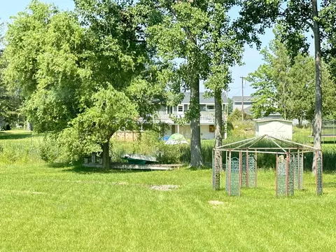 Exterior - 5202 Middle Rd, Hope, MI 48628 photo 7 of 9