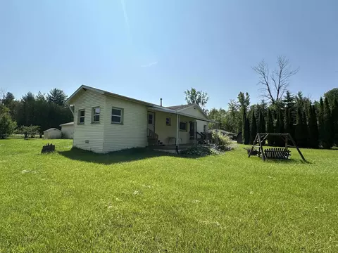 Exterior - 5202 Middle Rd, Hope, MI 48628 photo 3 of 9
