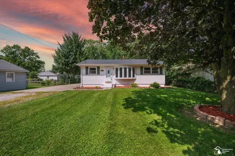 5148 Plum Crk, Monroe, MI 48161