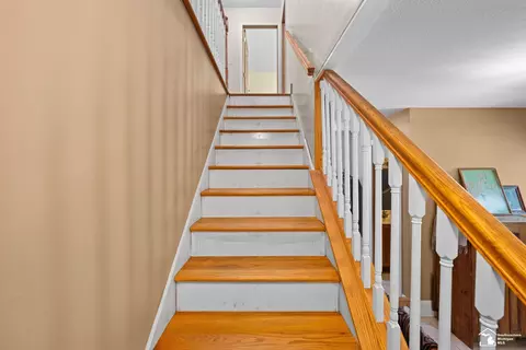 Entry Way - 3879 Kane, Carleton, MI 48117 photo 3 of 4