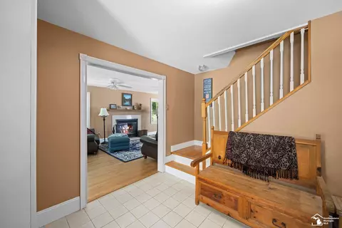 Entry Way - 3879 Kane, Carleton, MI 48117 photo 2 of 4