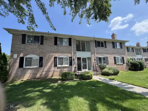 14220 Camelot #1, Sterling Heights, MI 48312