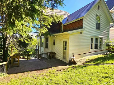 235 Wright, Hancock, MI 49930 photo 3