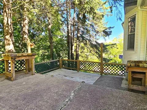 235 Wright, Hancock, MI 49930 photo 6