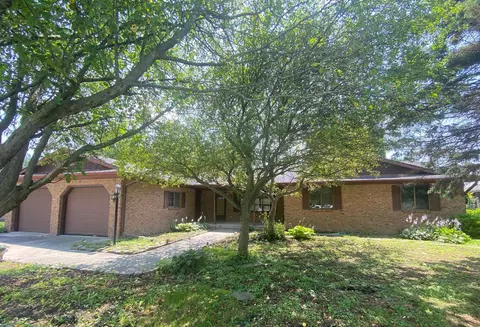 6141 Canton, Saginaw, MI 48603