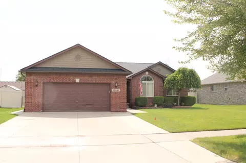 51647 Wilshire, New Baltimore, MI 48047