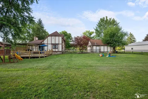Exterior - 125 Smith, Temperance, MI 48182 photo 7 of 8