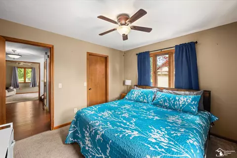 Bedroom - 125 Smith, Temperance, MI 48182 photo 2 of 6