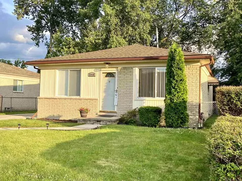 22418 Milner, Saint Clair Shores, MI 48081