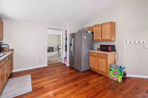301 N N Spg, Gladwin, MI 48624 photo 6