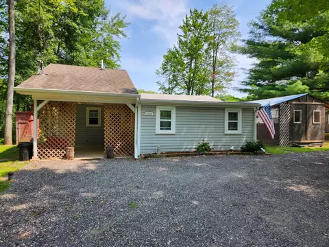 5510 Half Moon, Lake, MI 48632