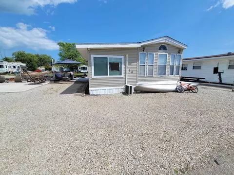 831 S Main UNIT 170, Au Gres, MI 48703
