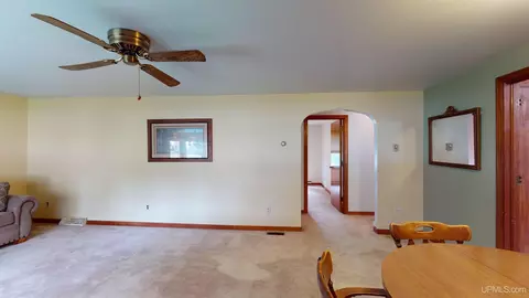 140 N Daisy, Ishpeming, MI 49849 photo 15