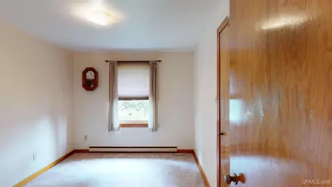 140 N Daisy, Ishpeming, MI 49849 photo 16