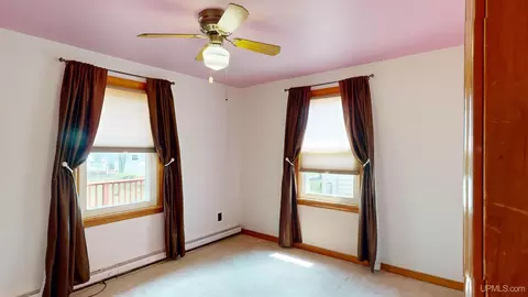 140 N Daisy, Ishpeming, MI 49849 photo 21