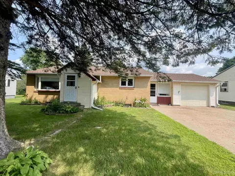 140 N Daisy, Ishpeming, MI 49849