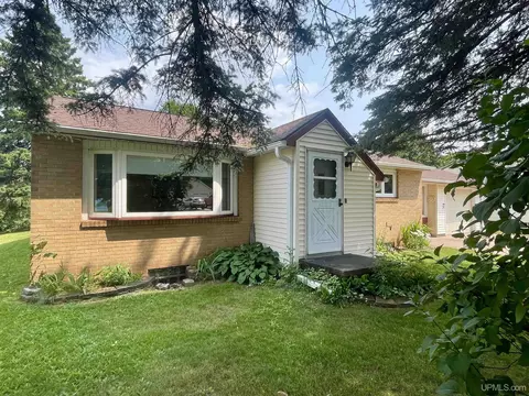140 N Daisy, Ishpeming, MI 49849 photo 36