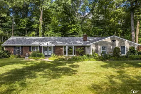 7539 Dartmouth, Lambertville, MI 48144