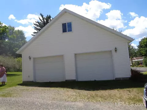 Three Oak, L'anse, MI 49946 photo 2