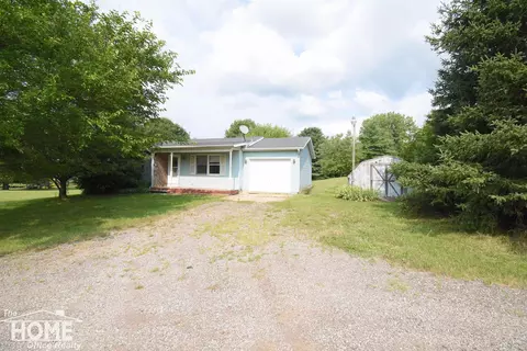 8471 S Morrice, Morrice, MI 48857
