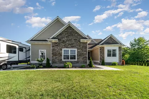 2303 Delta, Bay City, MI 48706