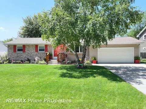 3902 Sequin, Bay City, MI 48706