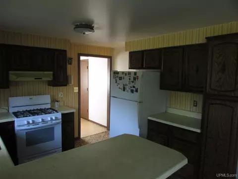 Kitchen - 22 Tuttle, L'anse, MI 49946 photo 1 of 3