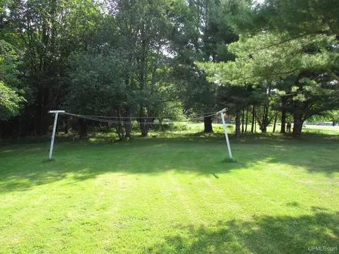 Exterior - 22 Tuttle, L'anse, MI 49946 photo 3 of 5