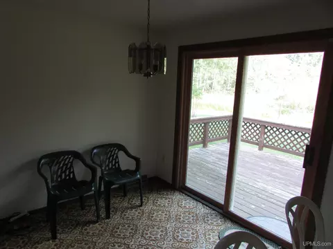 Dining - 22 Tuttle, L'anse, MI 49946 photo 1 of 1