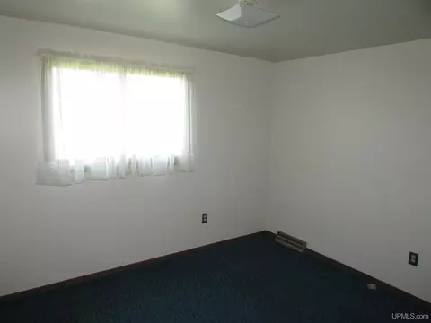 Bedroom - 22 Tuttle, L'anse, MI 49946 photo 3 of 4