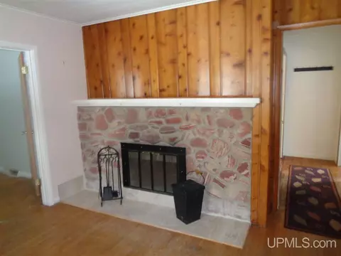 830 N Main, L'anse, MI 49946 photo 6