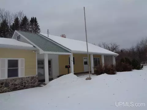 830 N Main, L'anse, MI 49946 photo 28