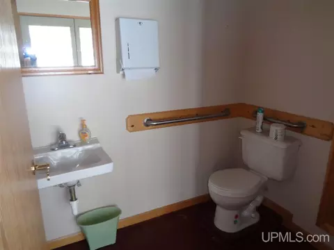 830 N Main, L'anse, MI 49946 photo 16
