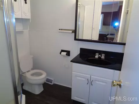 830 N Main, L'anse, MI 49946 photo 14