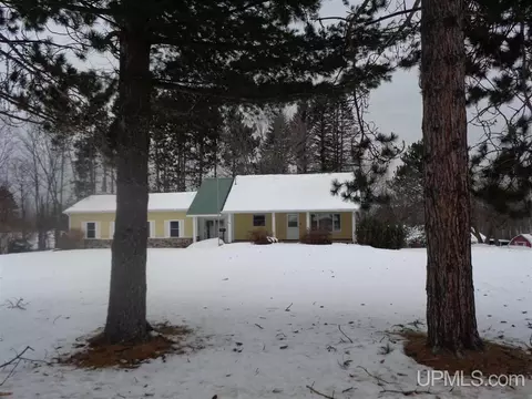 830 N Main, L'anse, MI 49946 photo 29